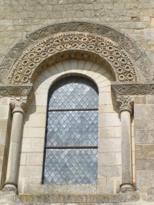 fenêtre romane n°9